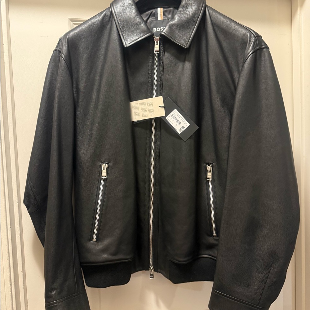 NWT HUGO BOSS Men’s Leather Jacket